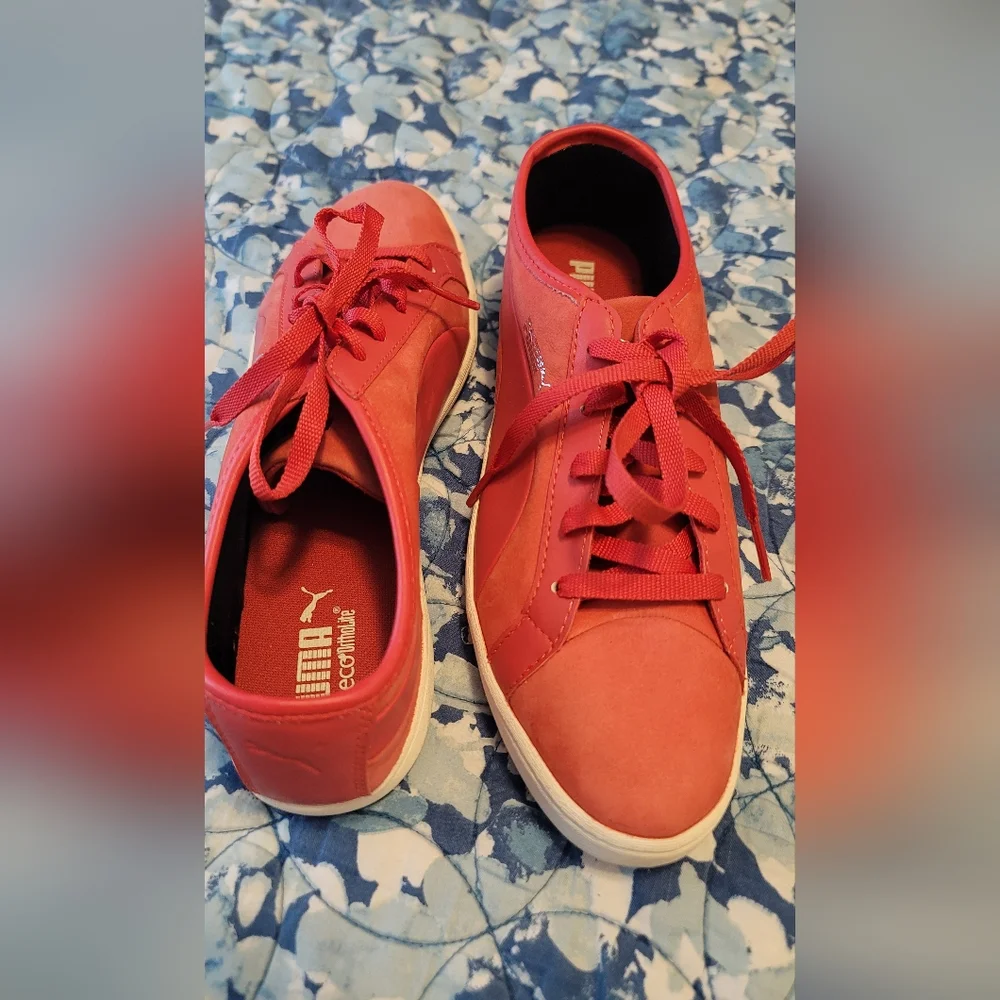 PUMA Shoe size 8 - Picture 2 of 3